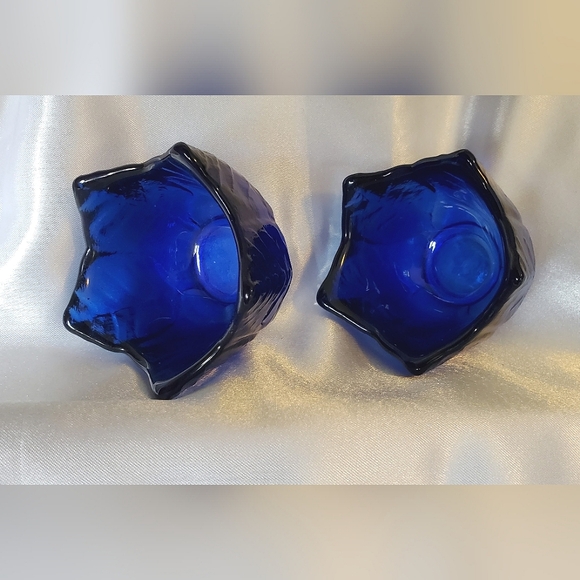 Upper Canada Tulip Shape Cobalt Blue Glass Candle Holders Set of 2 - Picture 6 of 9